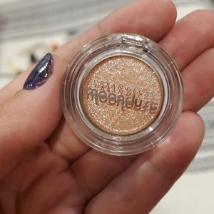 Urban decay moondust starlight